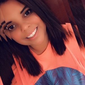 Meet your Posher, Candice